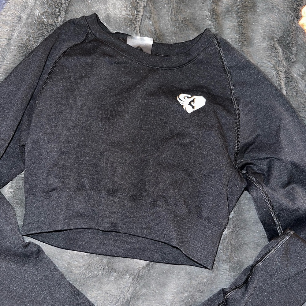 Women’s Best long sleeve workout crop